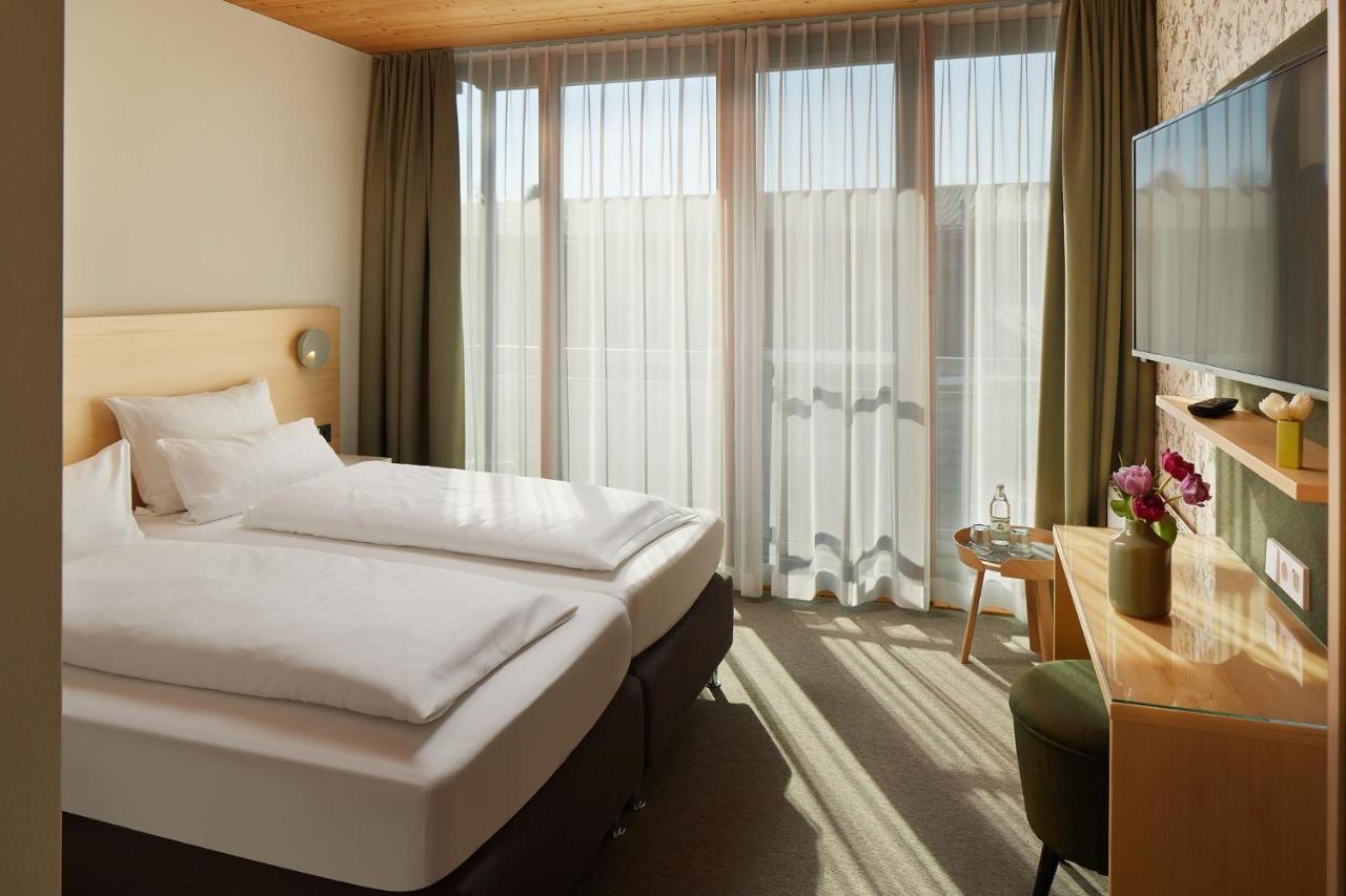 Seehoernle Bio Hotel & Gasthaus ไกน์โฮเฟน ภายนอก รูปภาพ