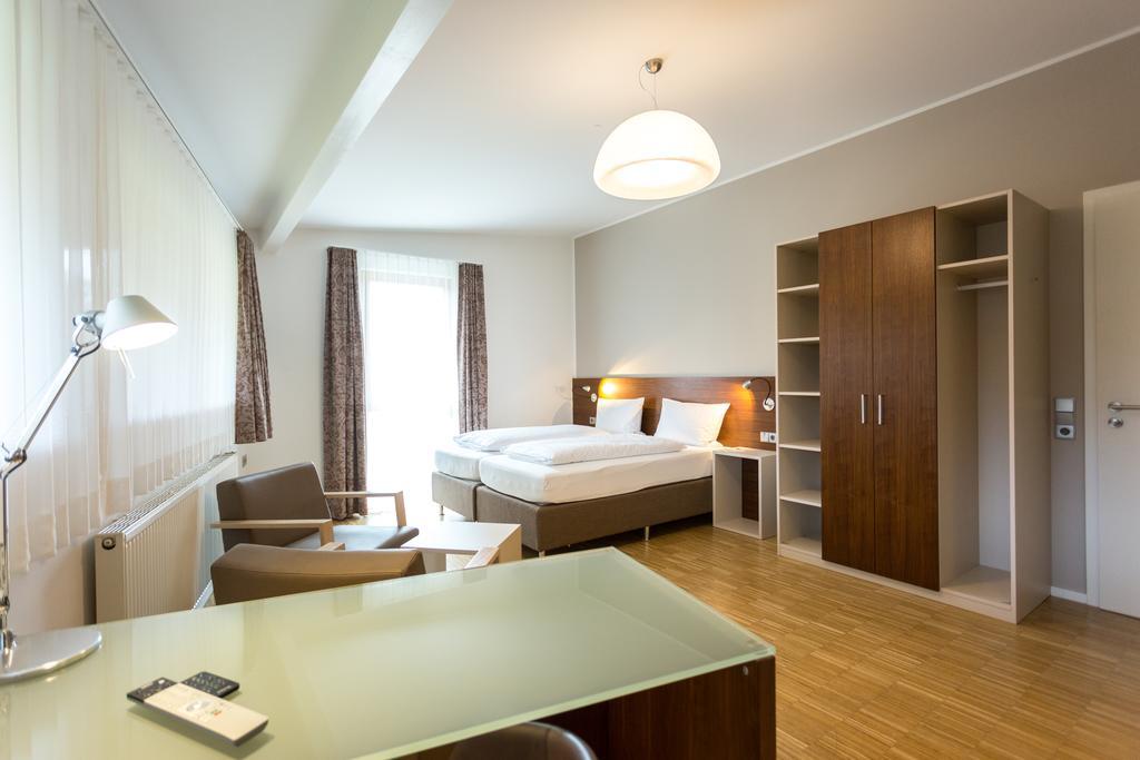 Seehoernle Bio Hotel & Gasthaus ไกน์โฮเฟน ภายนอก รูปภาพ